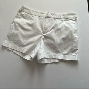 Venus White 4 Pocket Short Shorts Sz 4